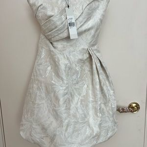 ML MONIQUE LHUILLIER Size 0